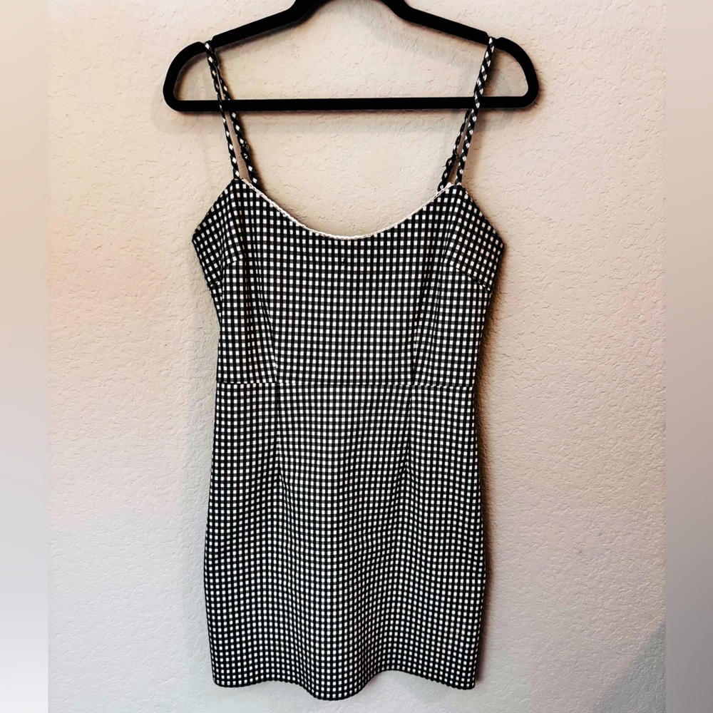 Urban Outfitters Black and White Sheath Mini Dress - Picture 2 of 5